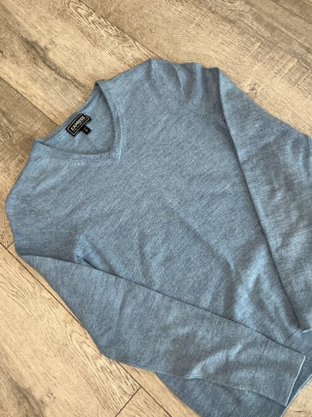 Express Merino Wool V-Neck Sweater Women's Small Blue Lightweight Knit Pullover